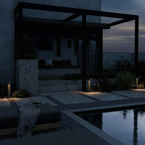 Independence 12 AC/DC 2.75 watt Textured Black Curved Path Light in 3000K